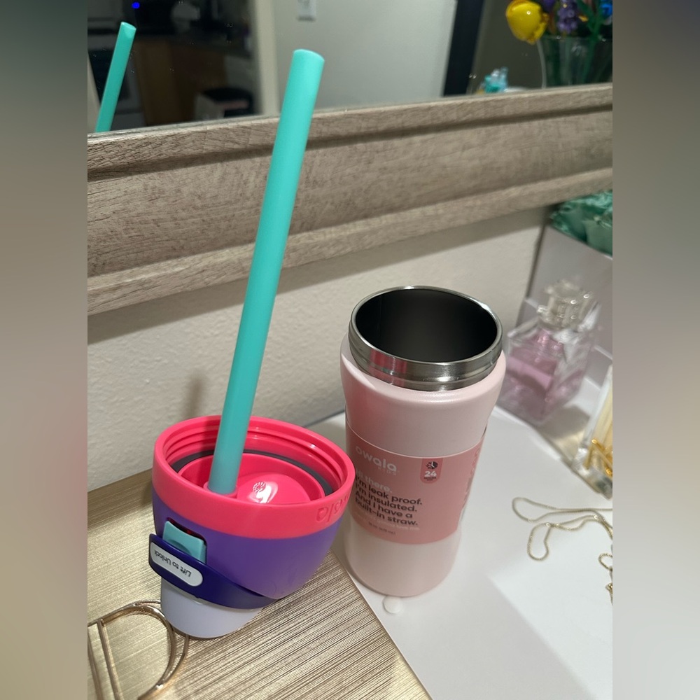 Kids Pink and Purple OWALA Insulated Water Bottle - Picture 5 of 5